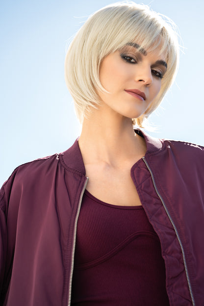 Jude shown in Seashell Blond-R