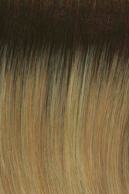25GR | Golden blonde highlighted blend with subtle hints of strawberry and chestnut roots